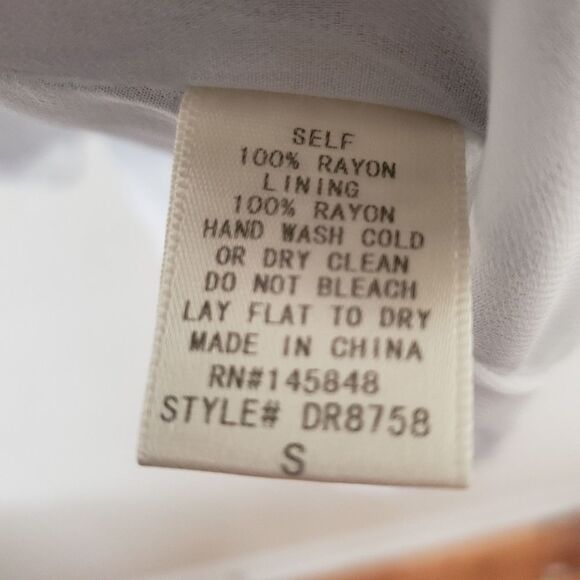 *Everly Black/White Check off Shoulder Top Sz.S - Picture 3 of 9